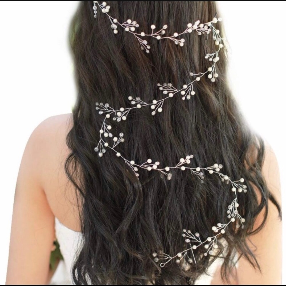 beaded bridal hairpiece NWT crystal hair vine🤍